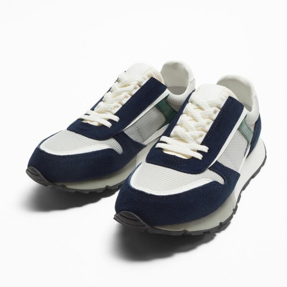 Zara Navy and White Men's Sneakers